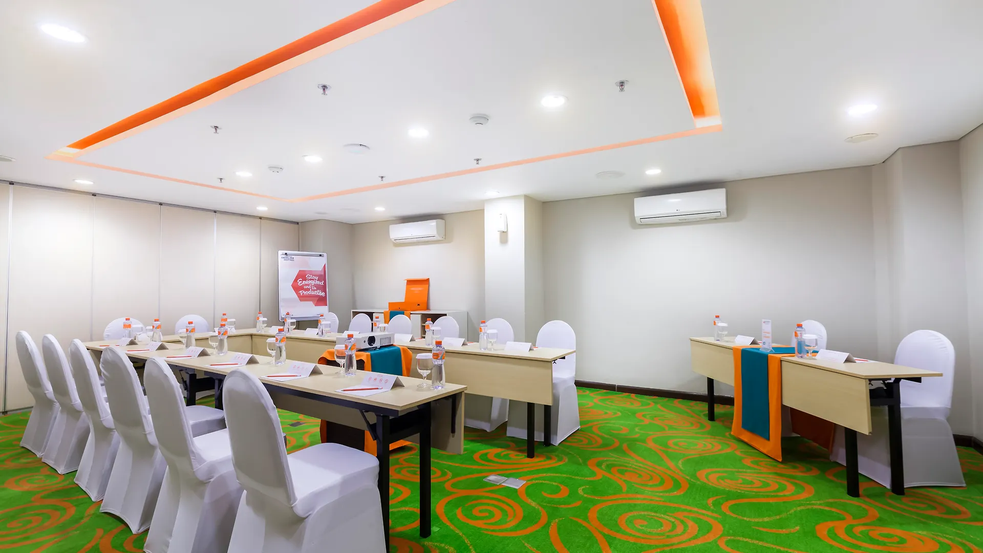 Harris Hotel Seminyak