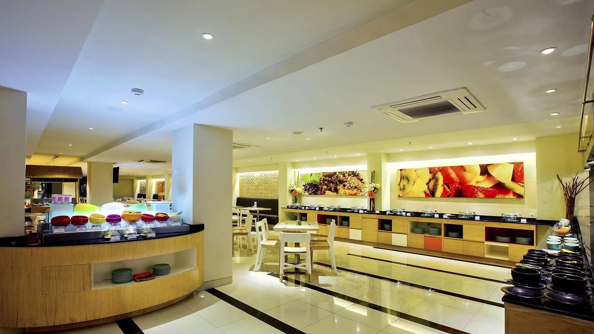 Harris Hotel Seminyak