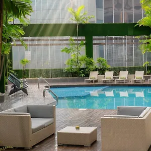 melia-kuala-lumpur.kualalumpurs-hotels.com/