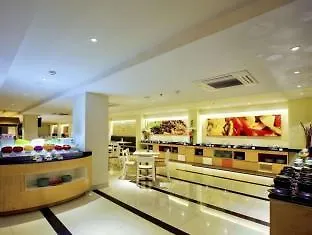 Harris Hotel Seminyak